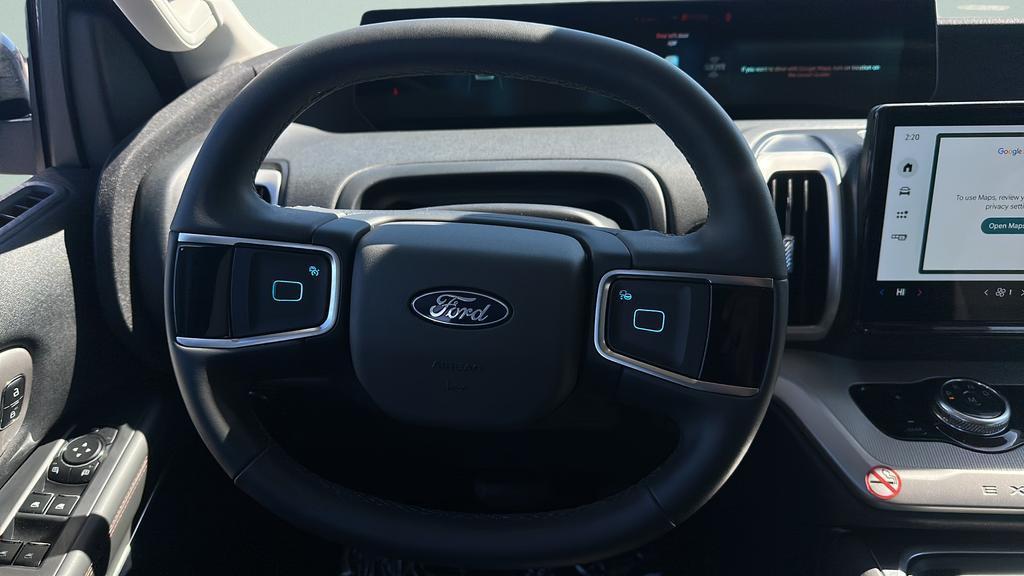 used 2025 Ford Expedition car, priced at $58,619