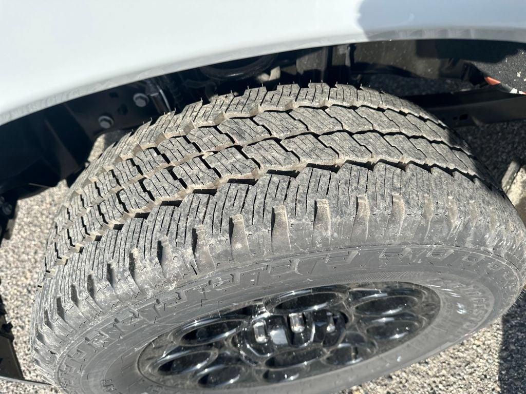 new 2025 Ford F-250 car, priced at $73,754