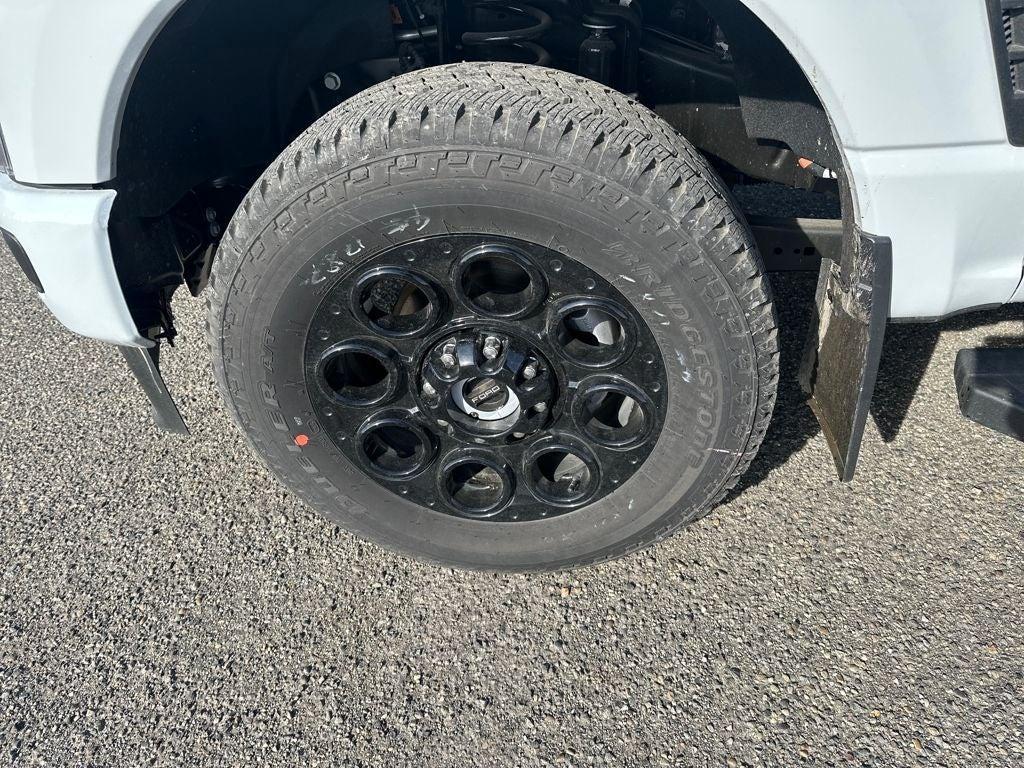new 2025 Ford F-250 car, priced at $73,754