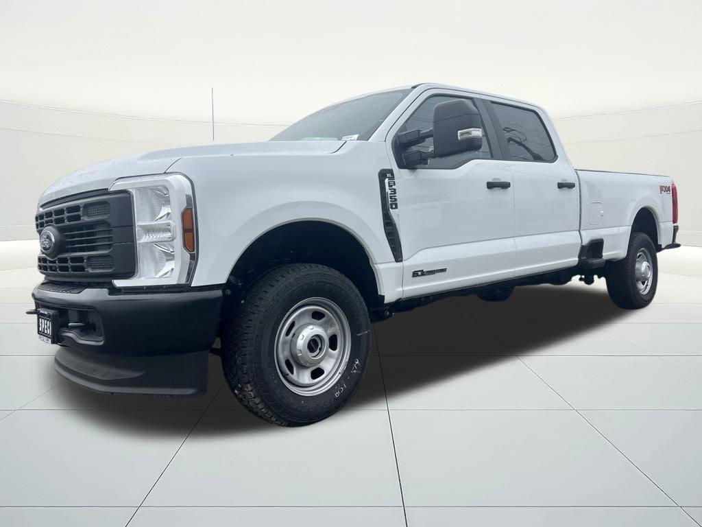 new 2025 Ford F-350 car, priced at $62,198