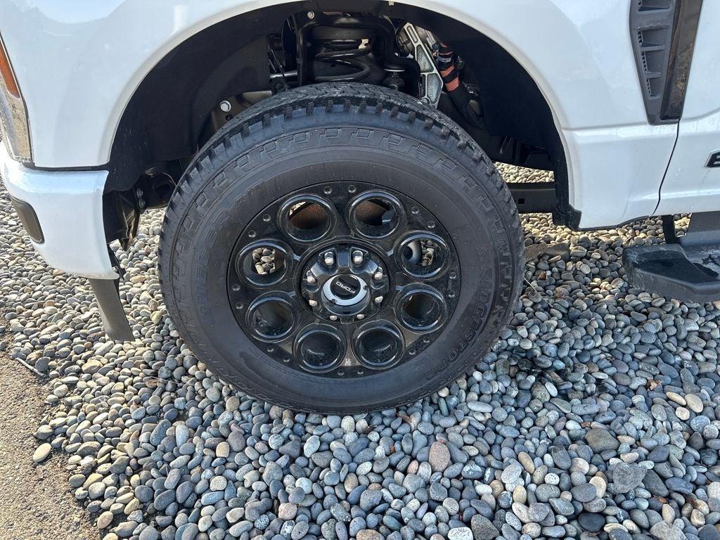new 2025 Ford F-350 car, priced at $84,705
