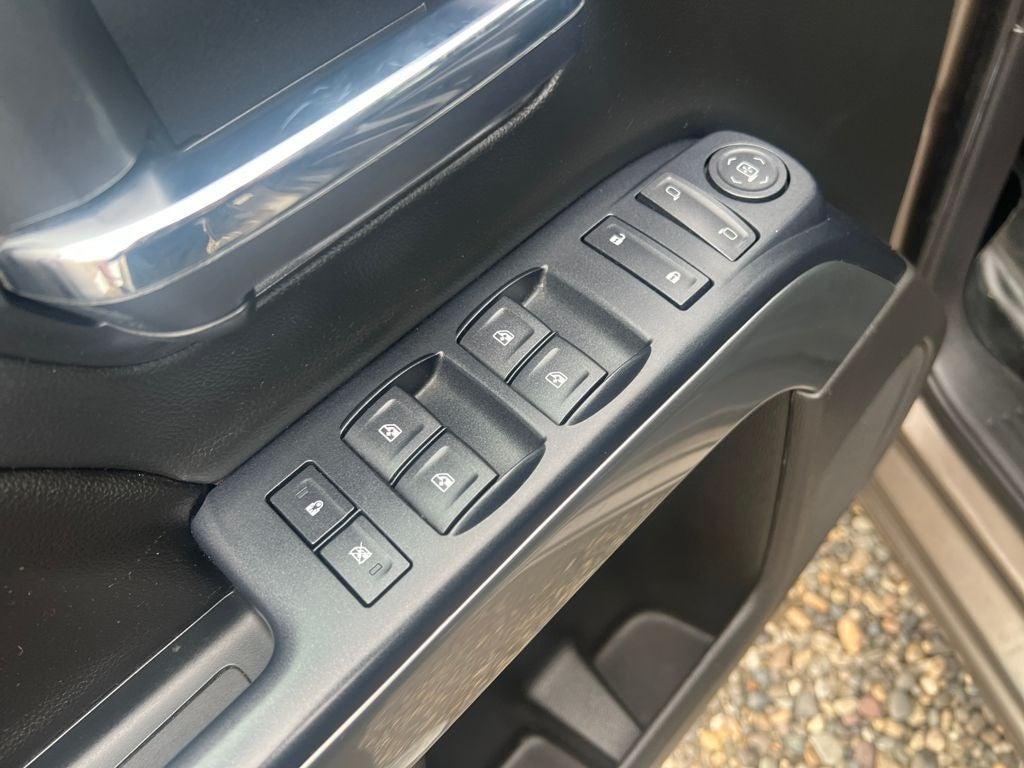 used 2015 Chevrolet Silverado 1500 car, priced at $22,749