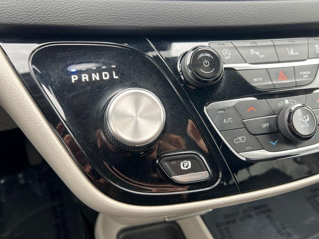 used 2022 Chrysler Pacifica car, priced at $25,029