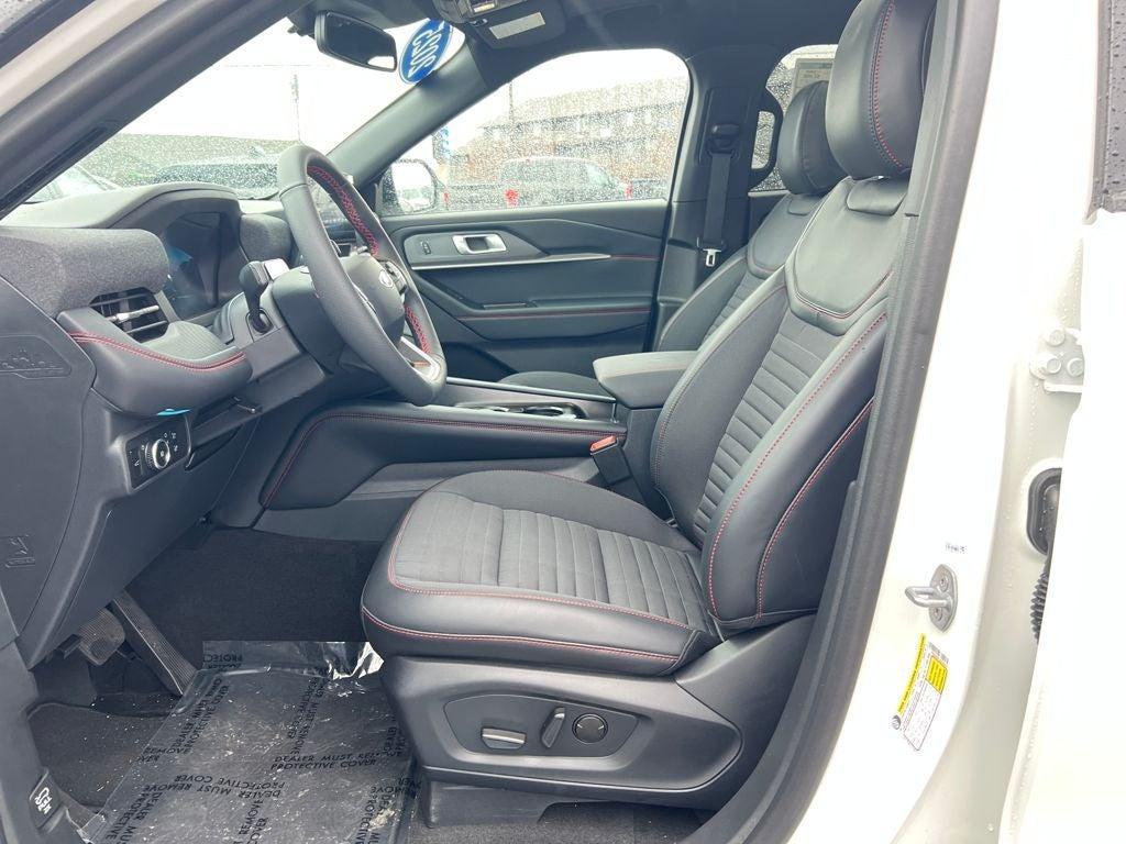 new 2025 Ford Explorer car, priced at $51,939