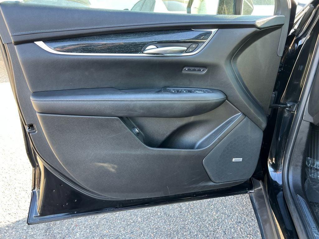 used 2021 Cadillac XT5 car, priced at $27,493