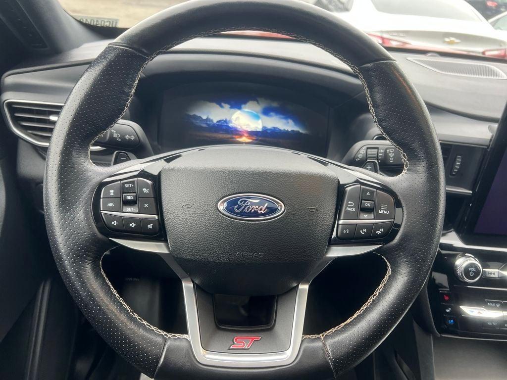 used 2022 Ford Explorer car, priced at $33,089