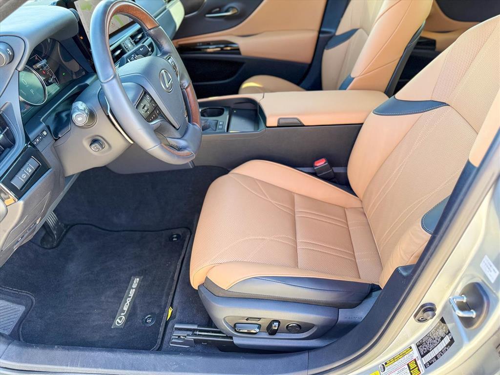 used 2024 Lexus ES 300h car, priced at $45,891