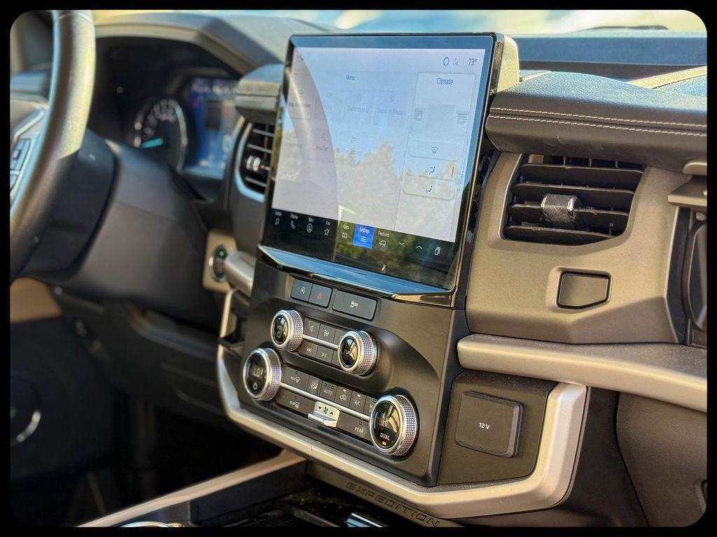 used 2023 Ford Expedition car, priced at $43,317