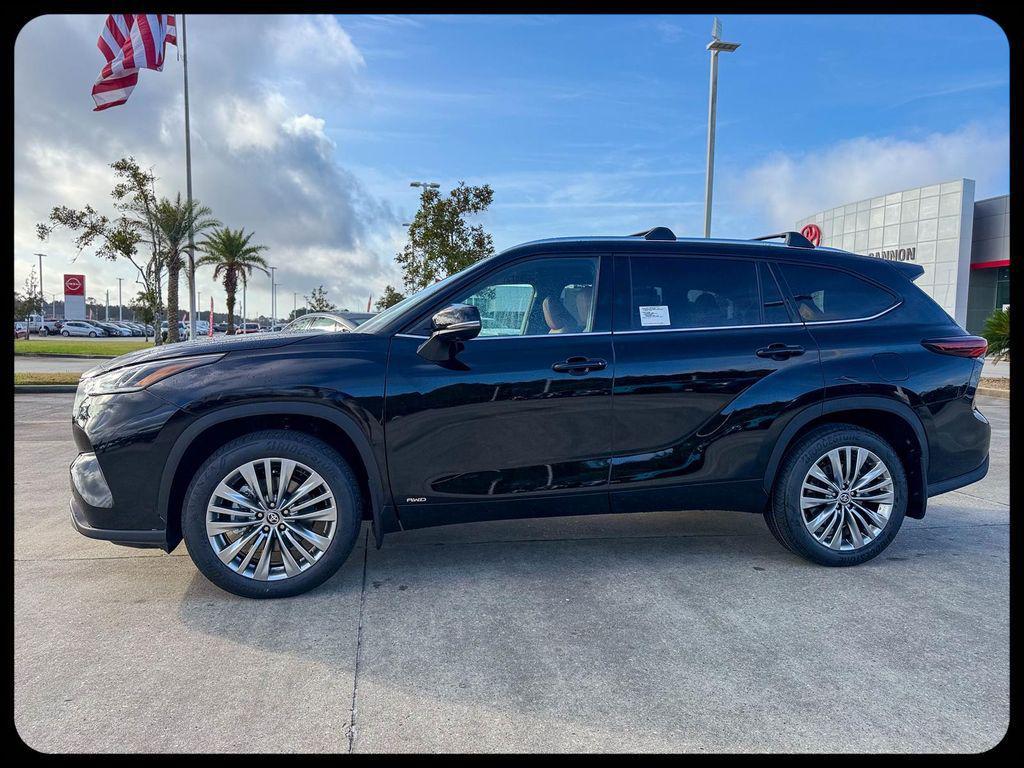 new 2026 Toyota Highlander Hybrid car, priced at $57,704