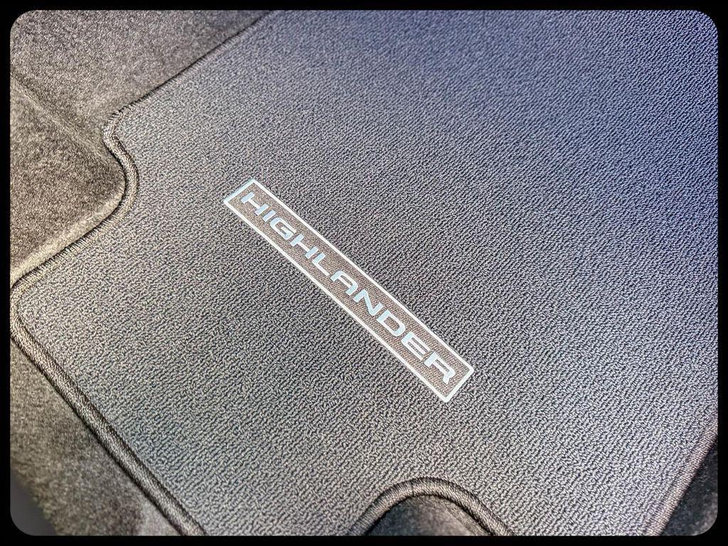 new 2026 Toyota Highlander Hybrid car, priced at $57,704