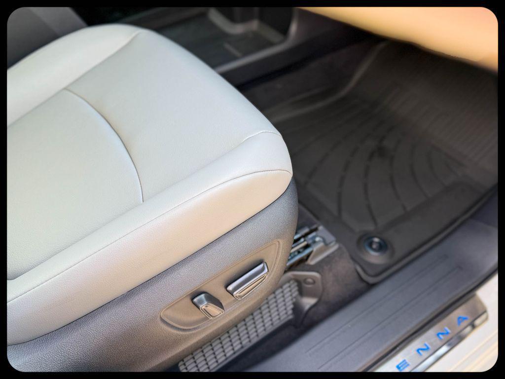 new 2026 Toyota Sienna car, priced at $49,116