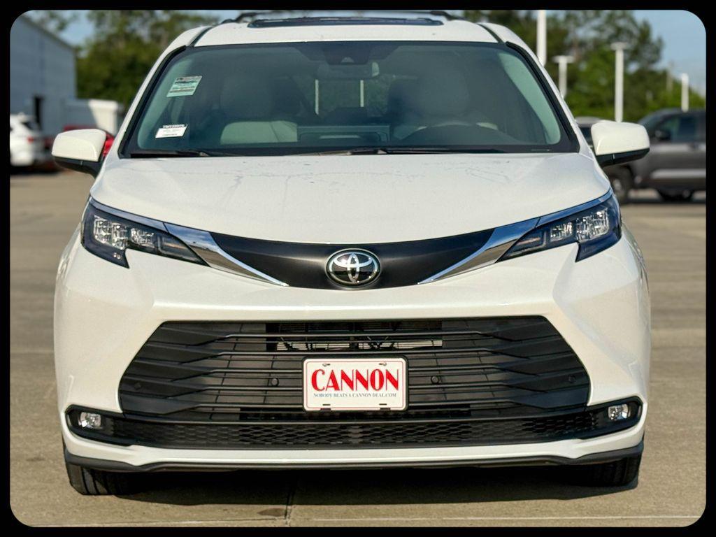 new 2026 Toyota Sienna car, priced at $49,116