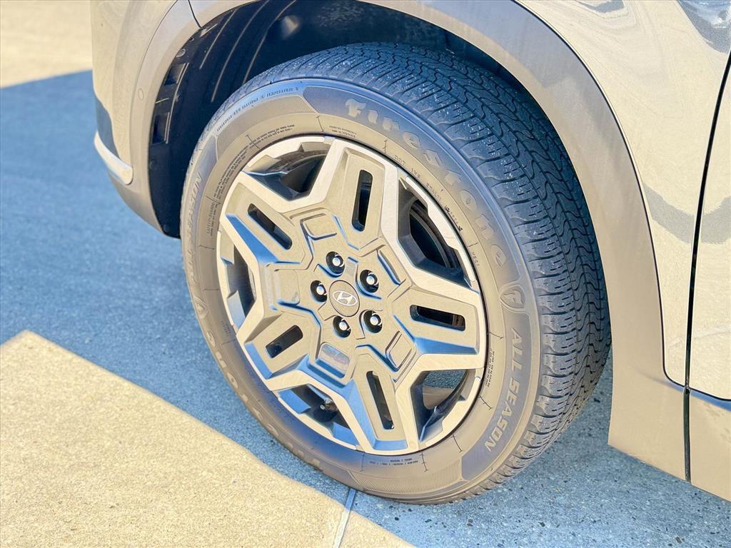 used 2023 Hyundai Santa Fe car, priced at $25,225