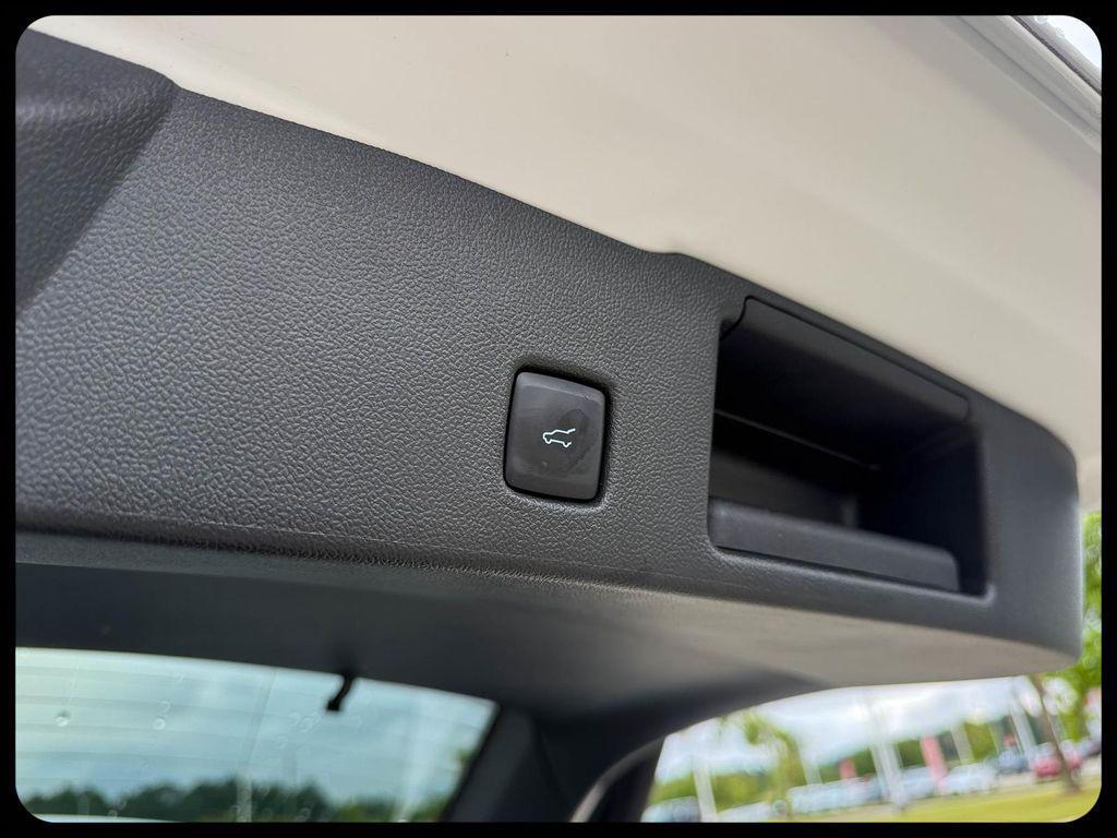 used 2022 Ford Escape car, priced at $22,987