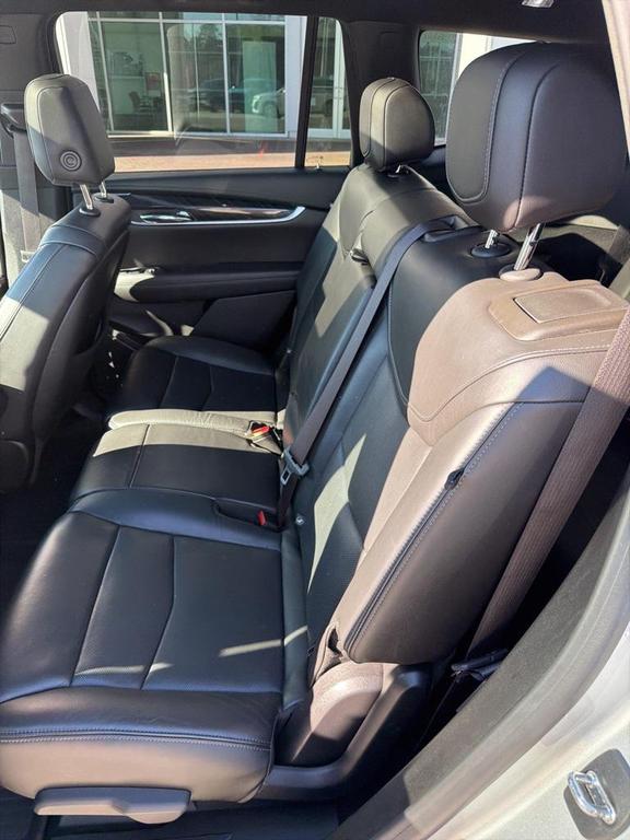 used 2020 Cadillac XT6 car, priced at $25,339