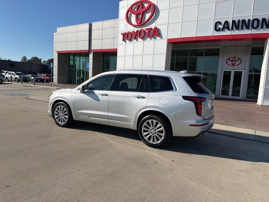 used 2020 Cadillac XT6 car, priced at $25,339