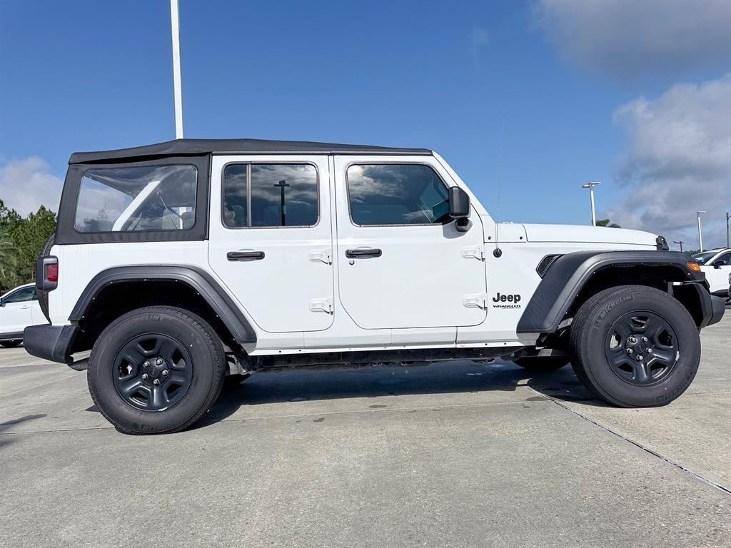 used 2022 Jeep Wrangler Unlimited car, priced at $24,294