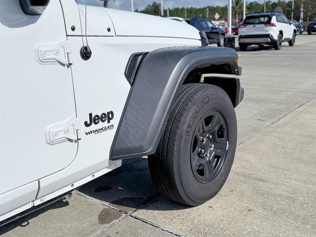 used 2022 Jeep Wrangler Unlimited car, priced at $24,294