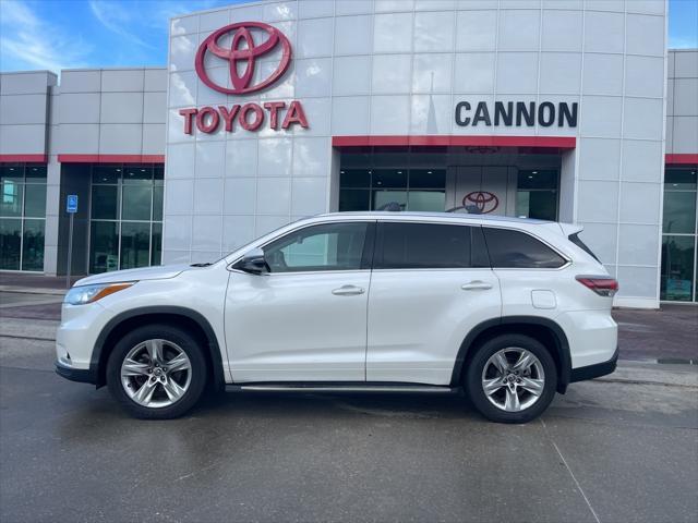 used 2016 Toyota Highlander car, priced at $16,269