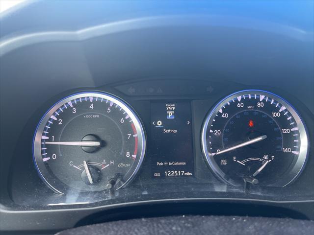 used 2016 Toyota Highlander car, priced at $16,269