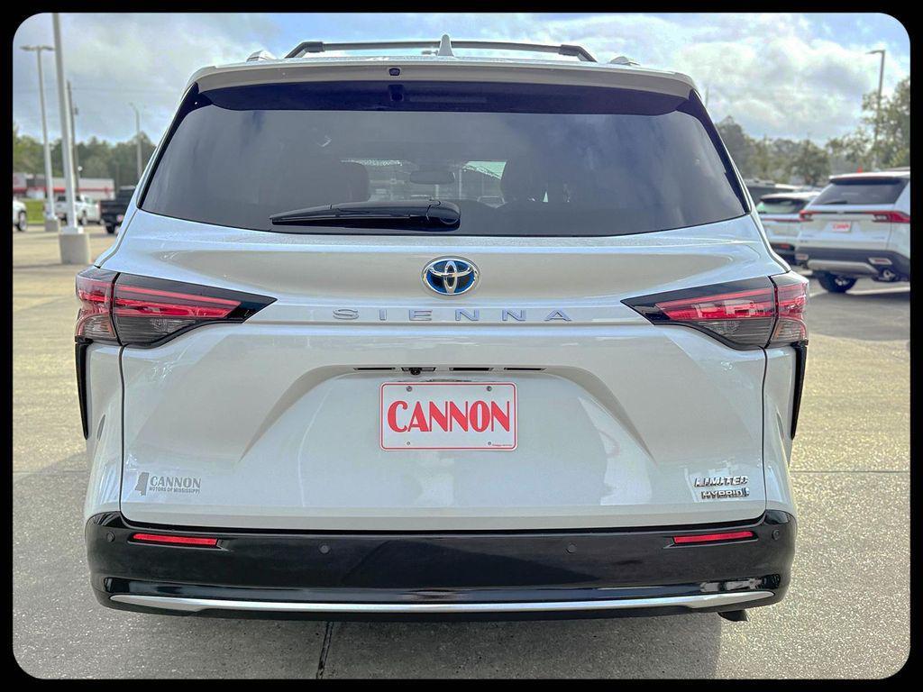 used 2024 Toyota Sienna car, priced at $45,273