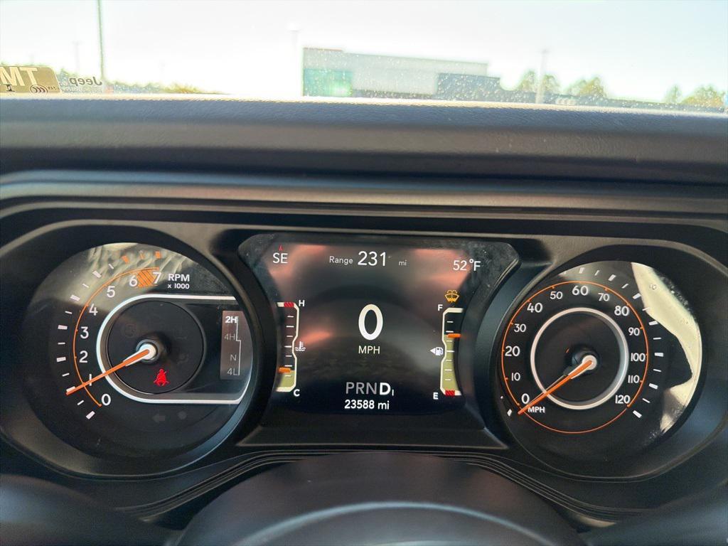 used 2025 Jeep Wrangler car, priced at $39,926