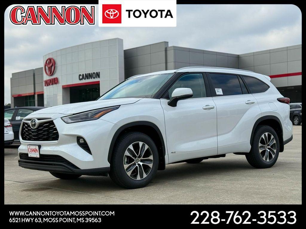 new 2026 Toyota Highlander Hybrid car, priced at $50,811