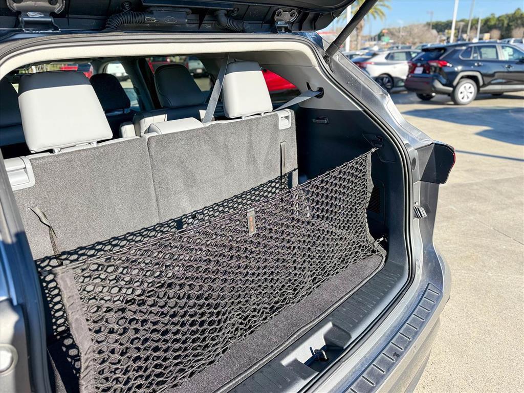 new 2025 Toyota Highlander car, priced at $48,828