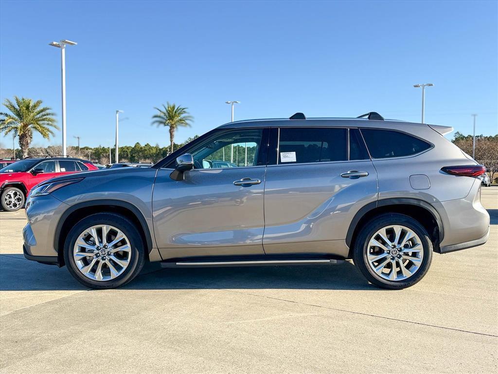 new 2025 Toyota Highlander car, priced at $48,828