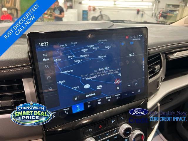 new 2024 Ford Expedition car, priced at $67,661