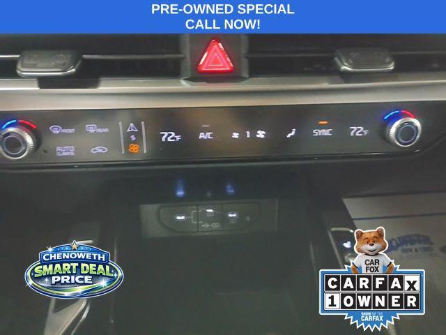 used 2024 Kia Sorento car, priced at $32,604