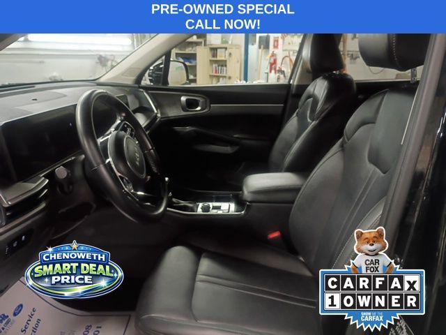 used 2024 Kia Sorento car, priced at $32,604