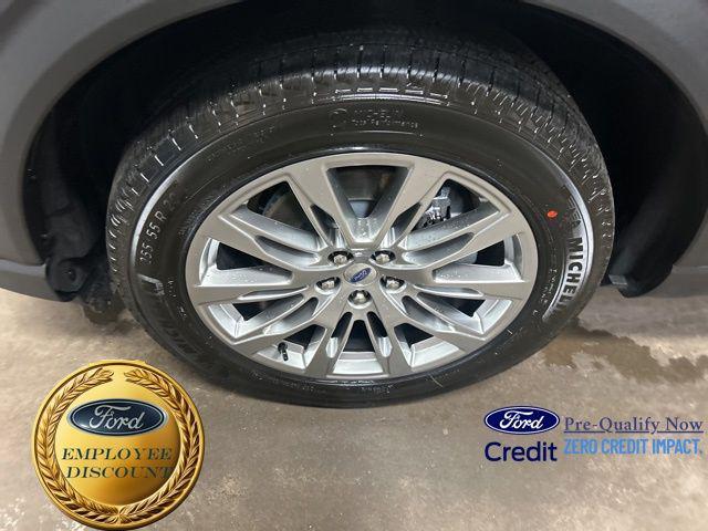 new 2025 Ford Explorer car, priced at $49,305