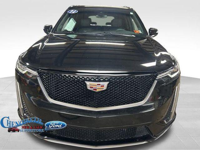 used 2022 Cadillac XT6 car, priced at $32,895