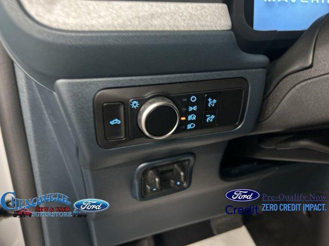 new 2025 Ford Maverick car, priced at $33,960