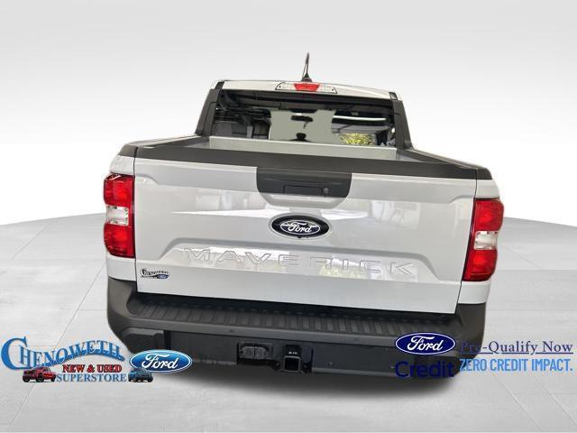 new 2025 Ford Maverick car, priced at $33,960