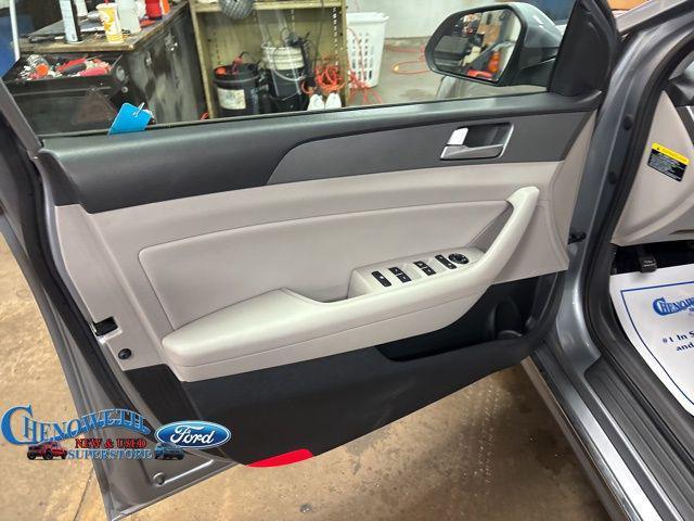 used 2016 Hyundai Sonata Hybrid car, priced at $11,895