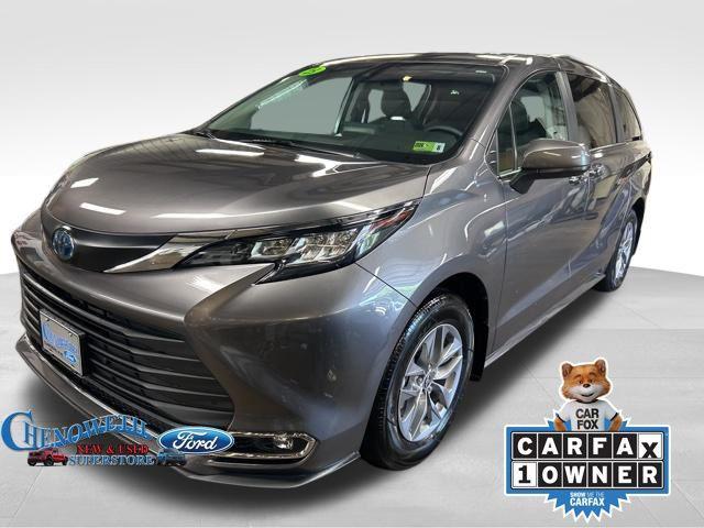used 2023 Toyota Sienna car, priced at $45,595