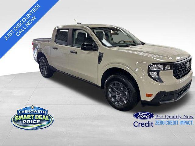 new 2025 Ford Maverick car, priced at $32,460