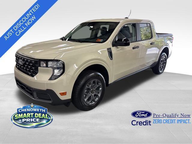 new 2025 Ford Maverick car, priced at $32,460