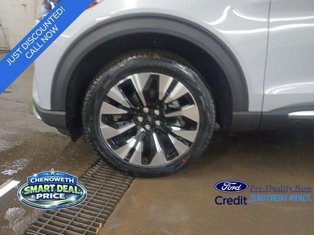 new 2026 Ford Explorer car, priced at $52,332