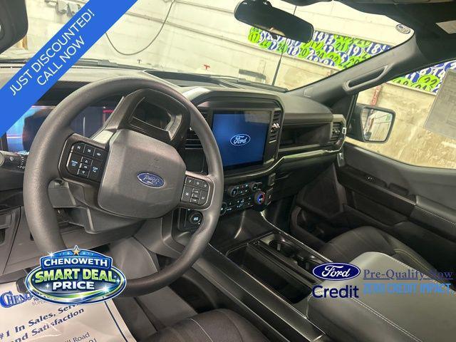 new 2025 Ford F-150 car, priced at $43,905
