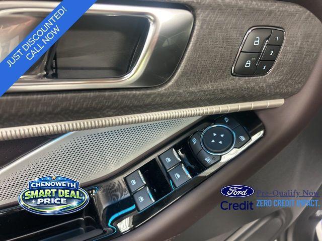 new 2025 Ford Explorer car, priced at $52,890