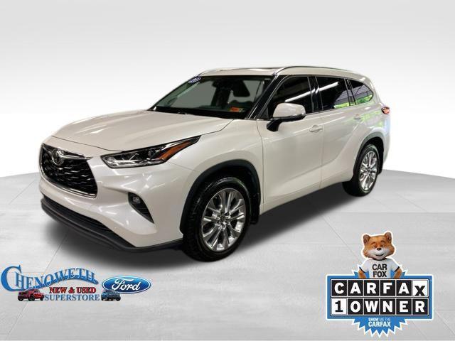 used 2021 Toyota Highlander car, priced at $29,495