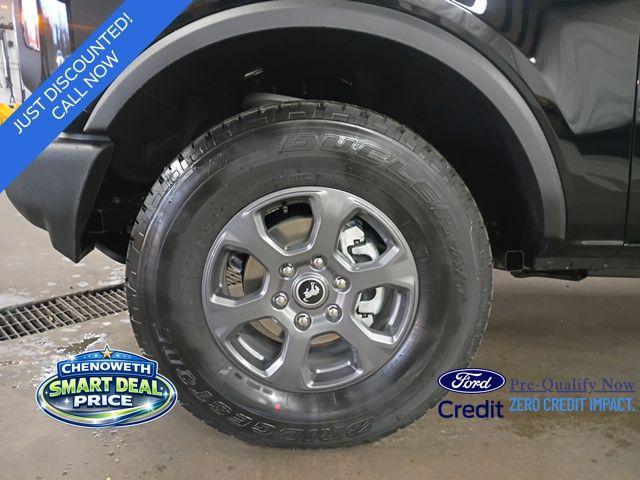 new 2025 Ford Bronco car, priced at $48,307