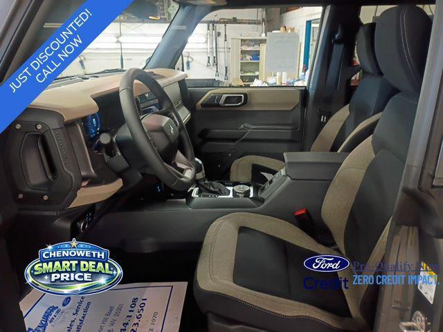 new 2025 Ford Bronco car, priced at $47,025
