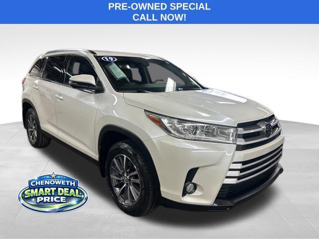 used 2019 Toyota Highlander car, priced at $23,950