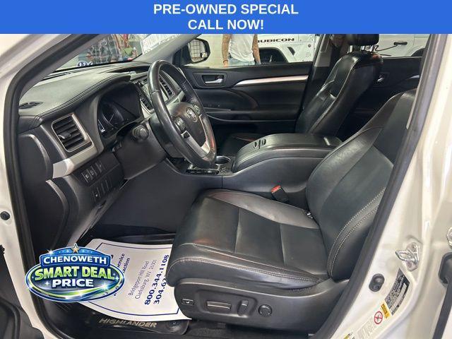 used 2019 Toyota Highlander car, priced at $23,950