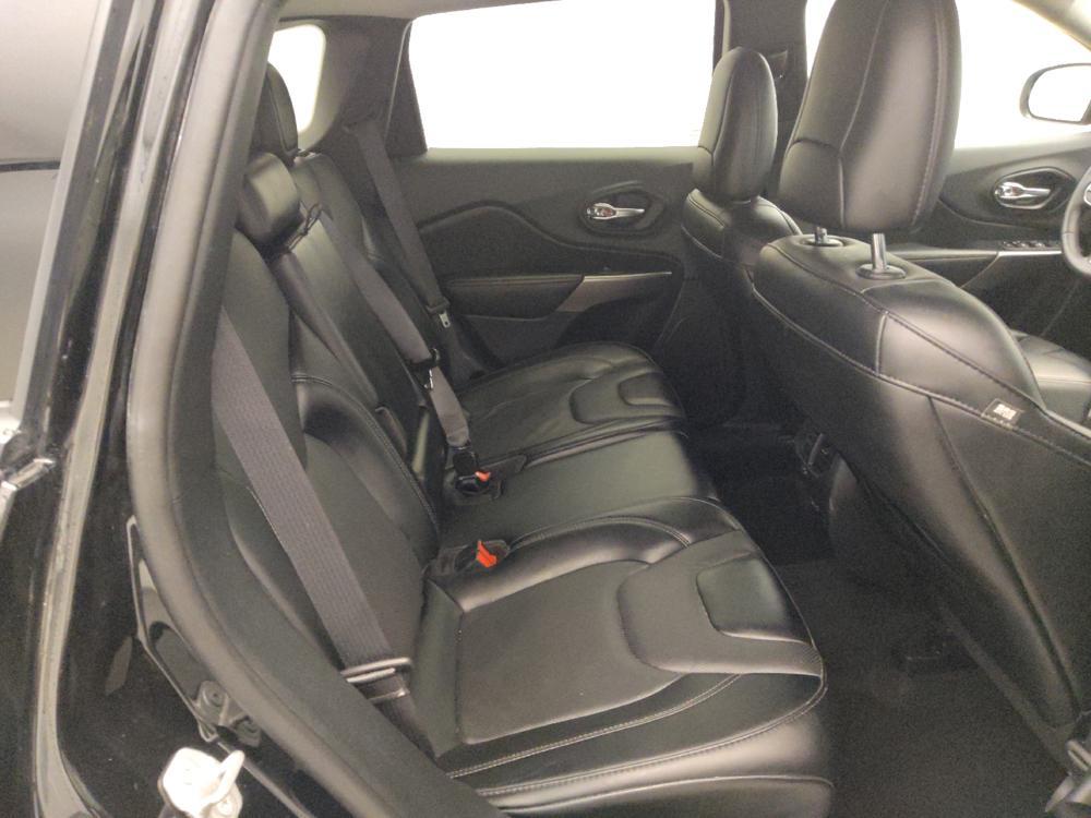 used 2022 Jeep Cherokee car, priced at $23,795