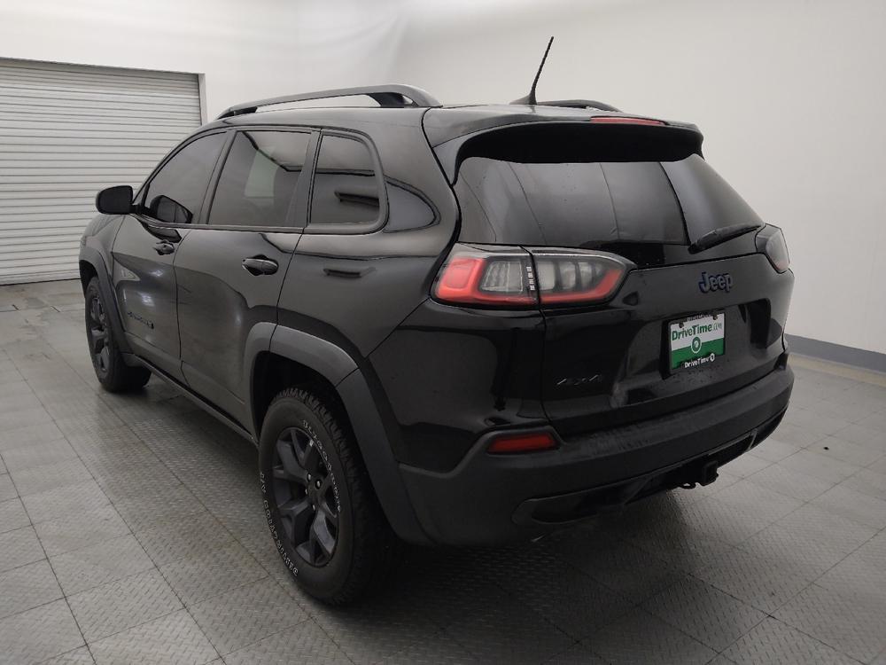 used 2019 Jeep Cherokee car, priced at $18,295
